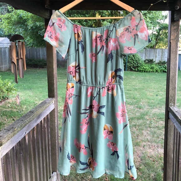 Vero Moda Off the Shoulder Dress - Picture 5 of 13